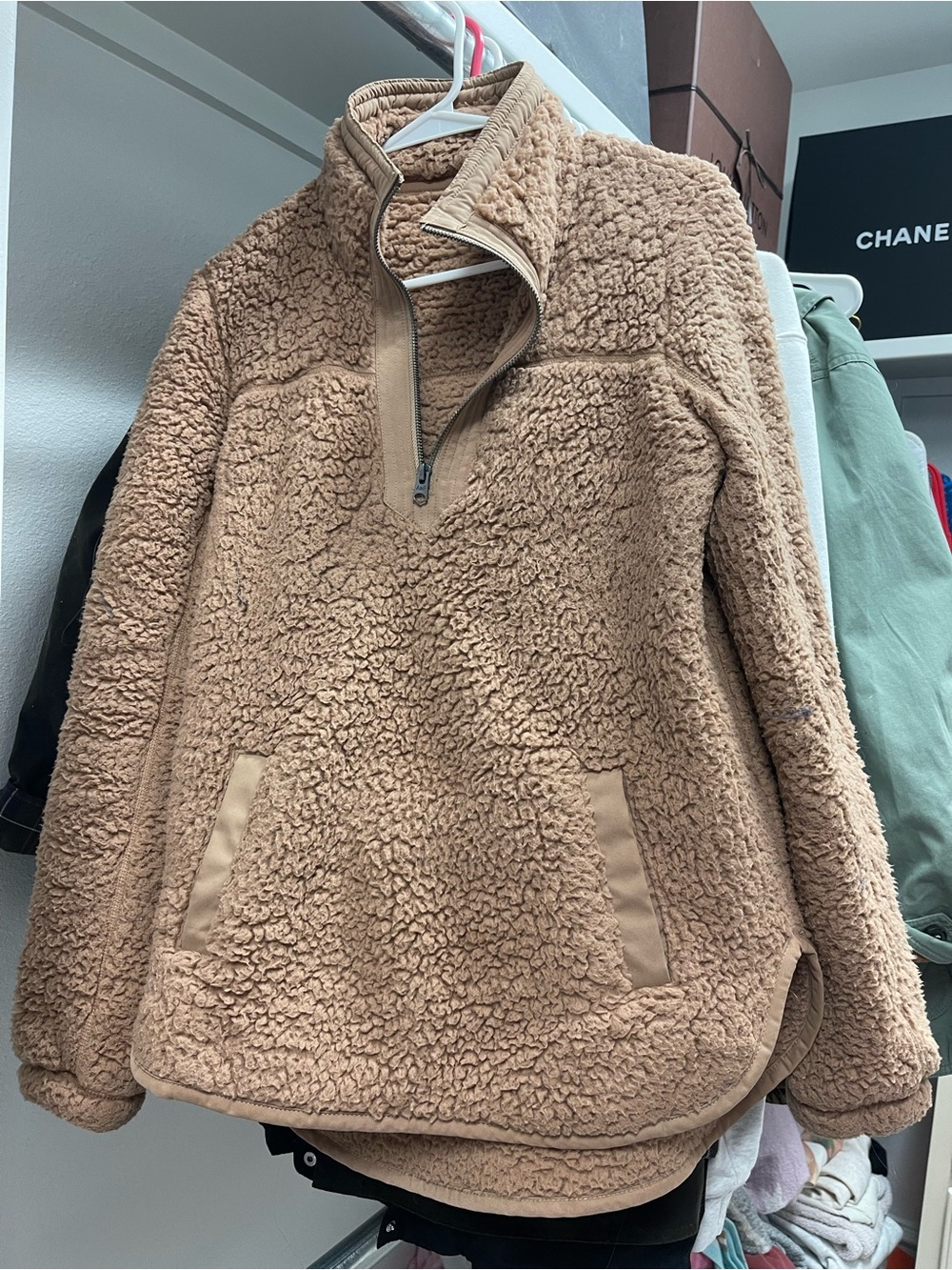 Abercrombie & Fitch Plush Teddy Quarter-Zip Jacket - Camel Brown